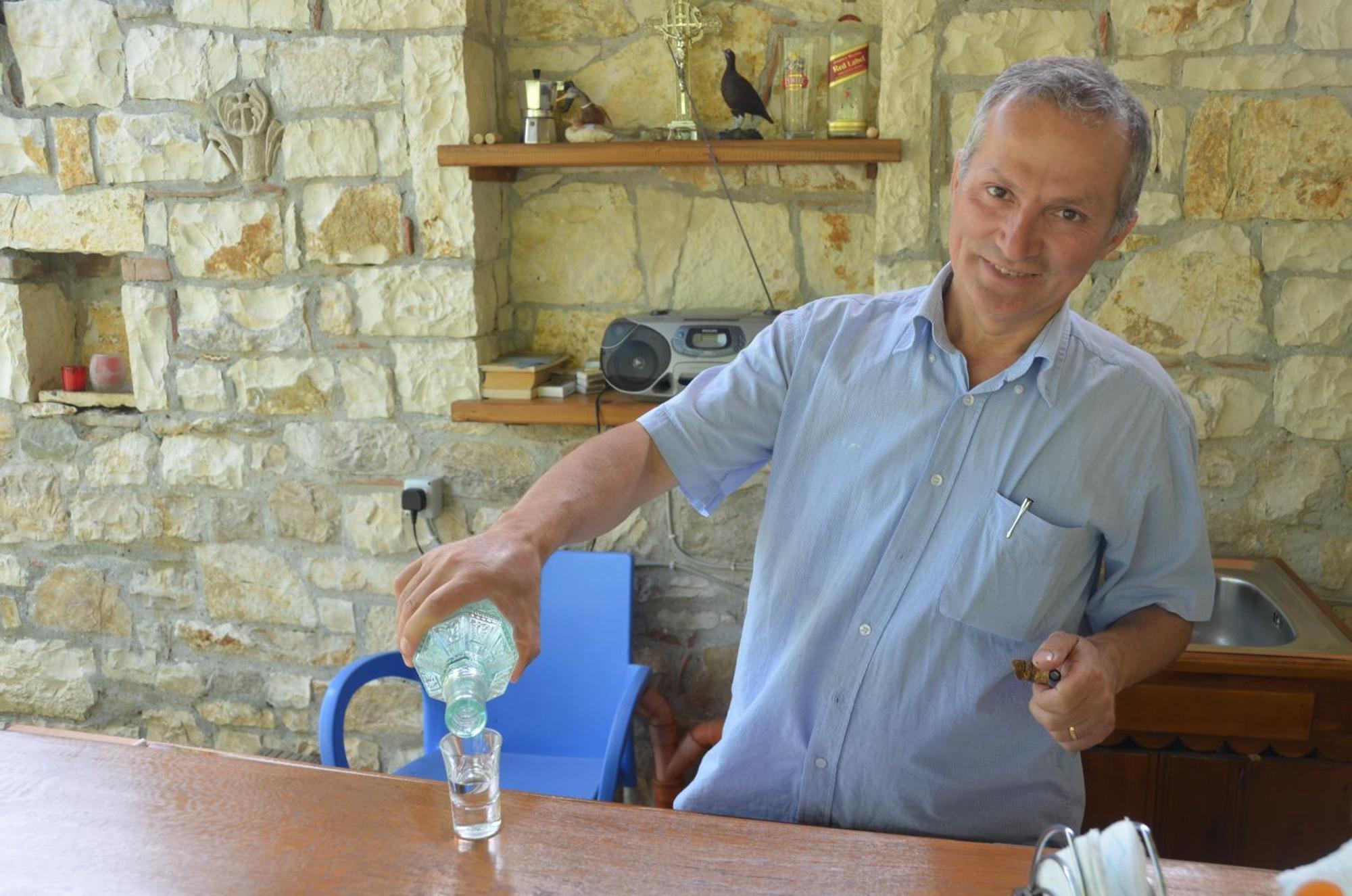 & Lorenc 2* Berat